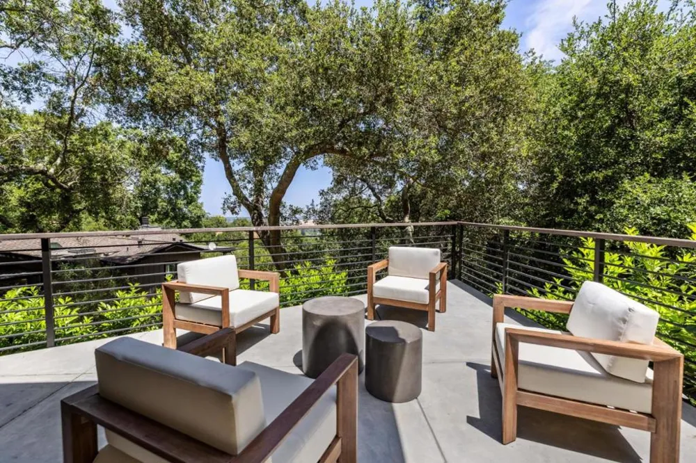 138 Bolivar Lane Portola Valley, CA 94028