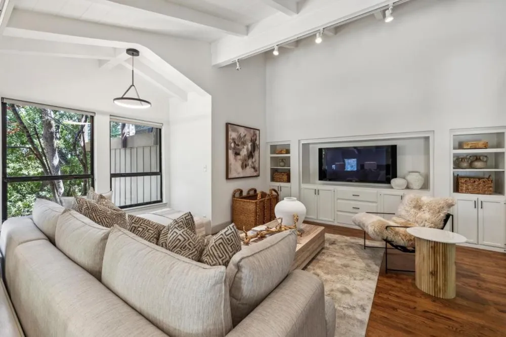 138 Bolivar Lane Portola Valley, CA 94028