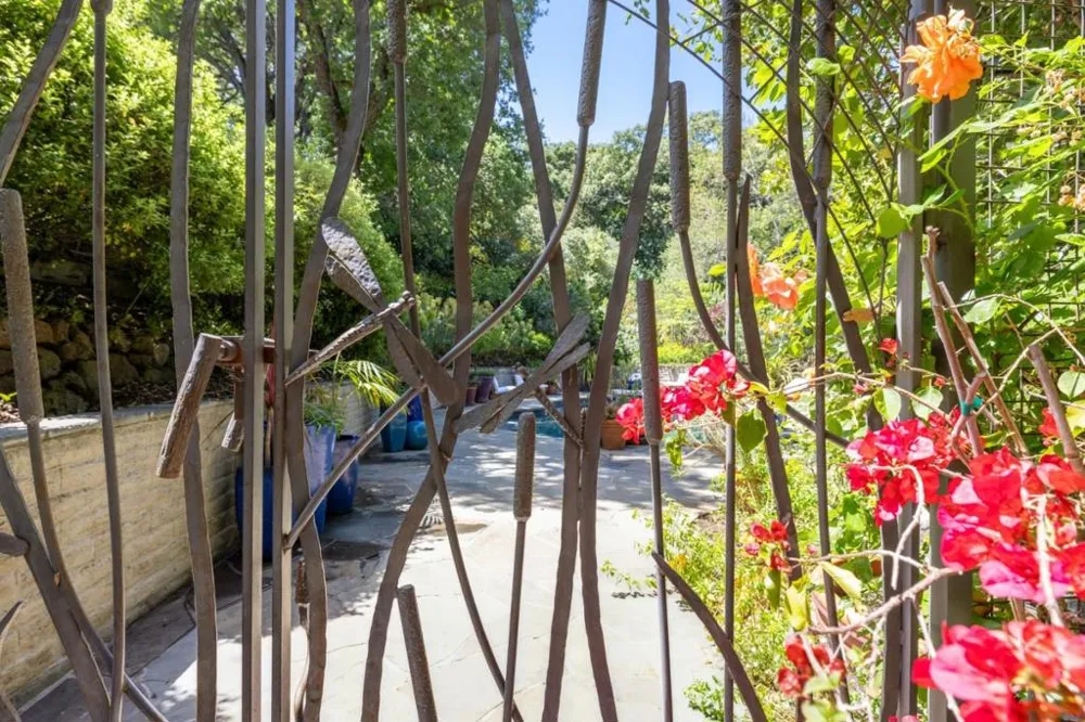 138 Bolivar Lane Portola Valley, CA 94028