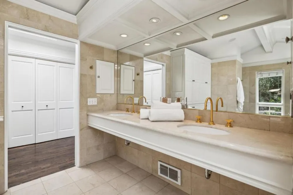 138 Bolivar Lane Portola Valley, CA 94028