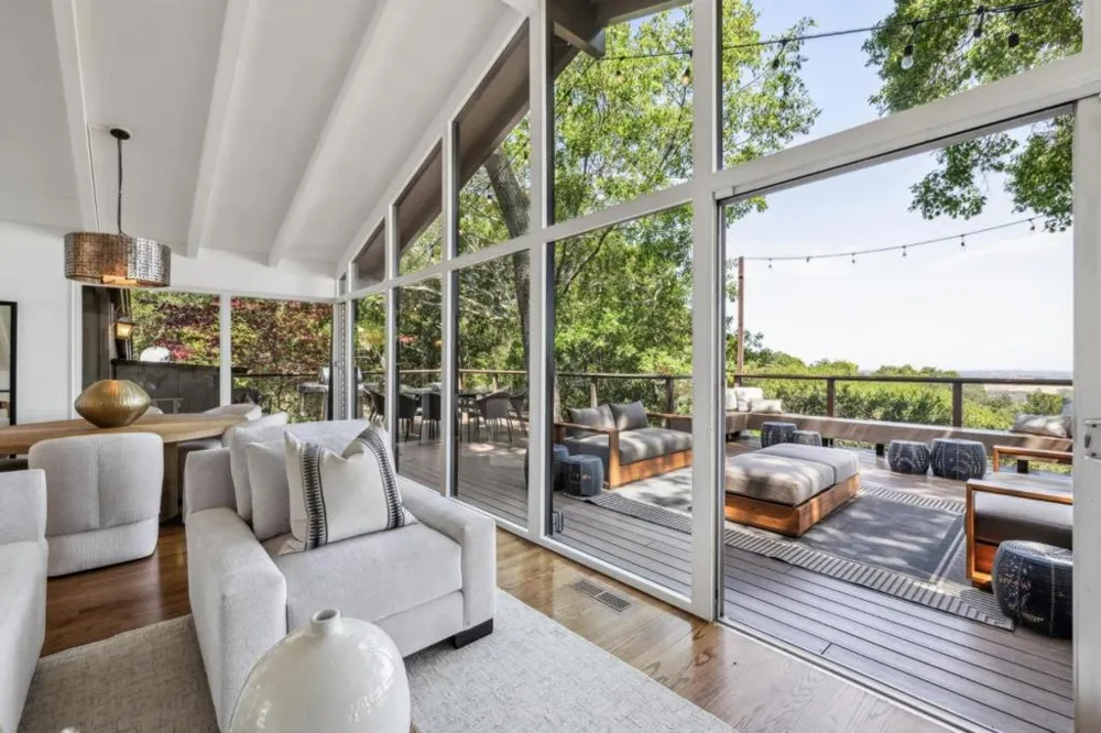 138 Bolivar Lane Portola Valley, CA 94028