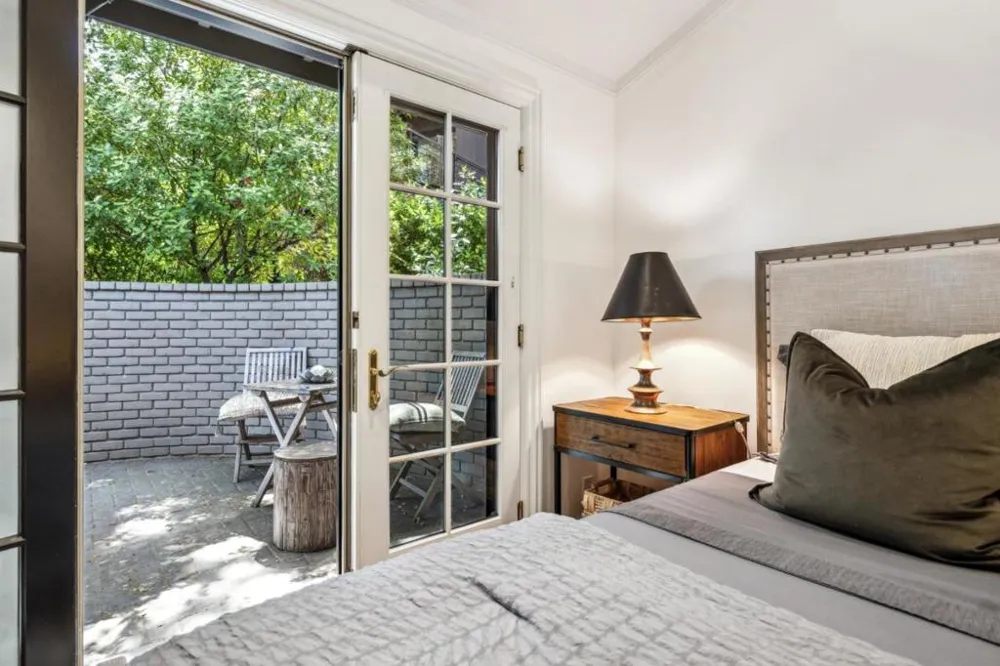 138 Bolivar Lane Portola Valley, CA 94028