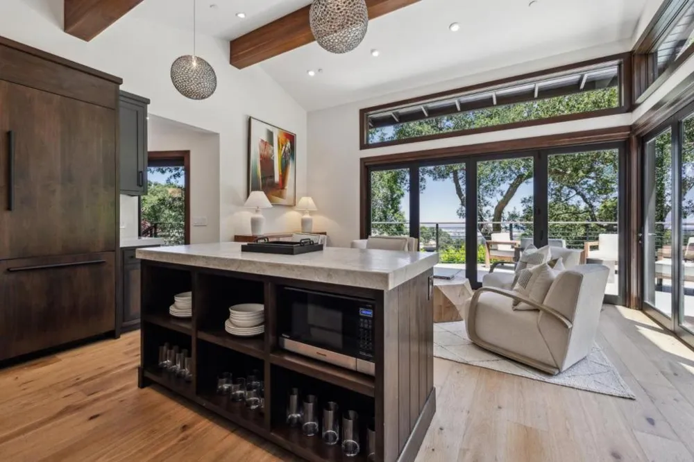 138 Bolivar Lane Portola Valley, CA 94028