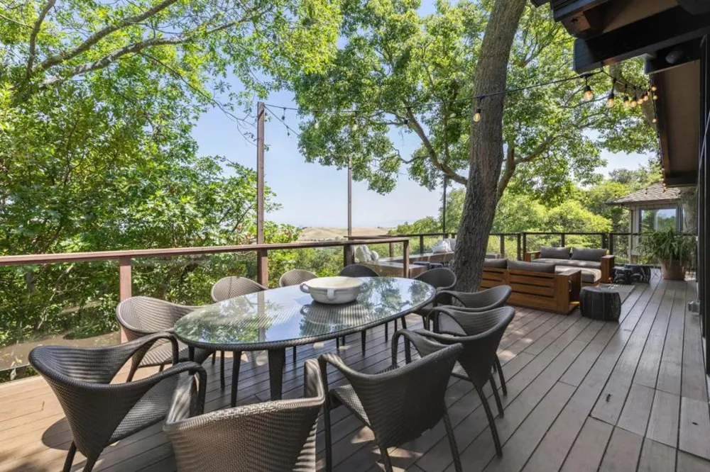 138 Bolivar Lane Portola Valley, CA 94028