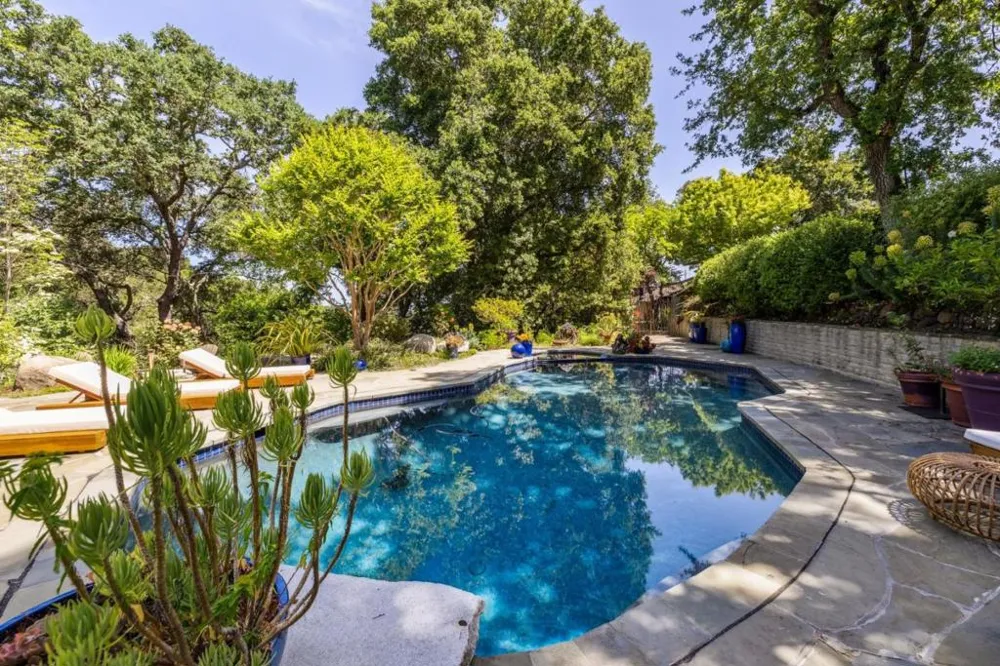 138 Bolivar Lane Portola Valley, CA 94028