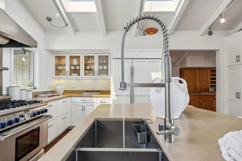 138 Bolivar Lane Portola Valley, CA 94028