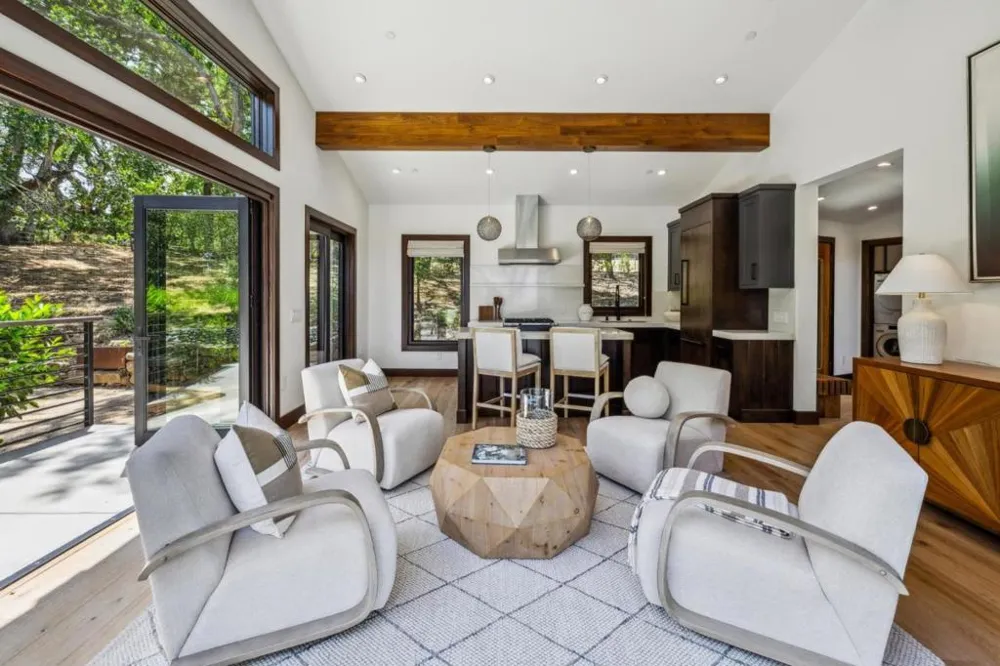 138 Bolivar Lane Portola Valley, CA 94028