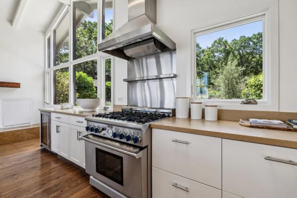 138 Bolivar Lane Portola Valley, CA 94028