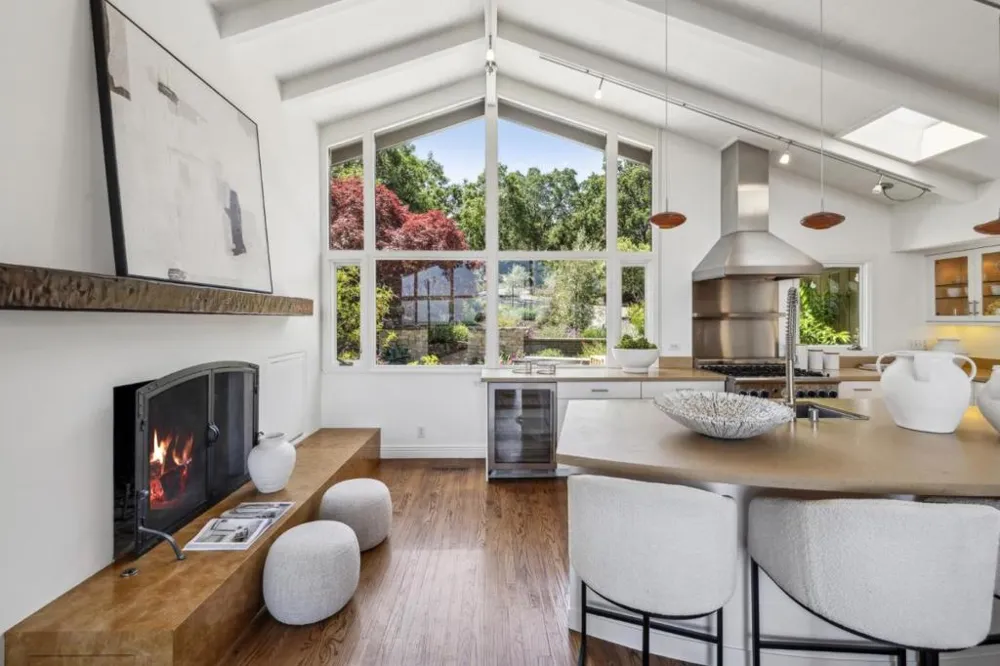 138 Bolivar Lane Portola Valley, CA 94028