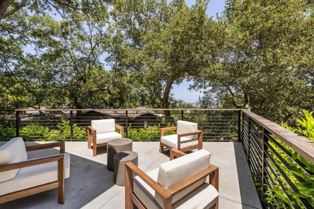 138 Bolivar Lane Portola Valley, CA 94028