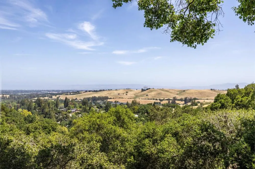 138 Bolivar Lane Portola Valley, CA 94028