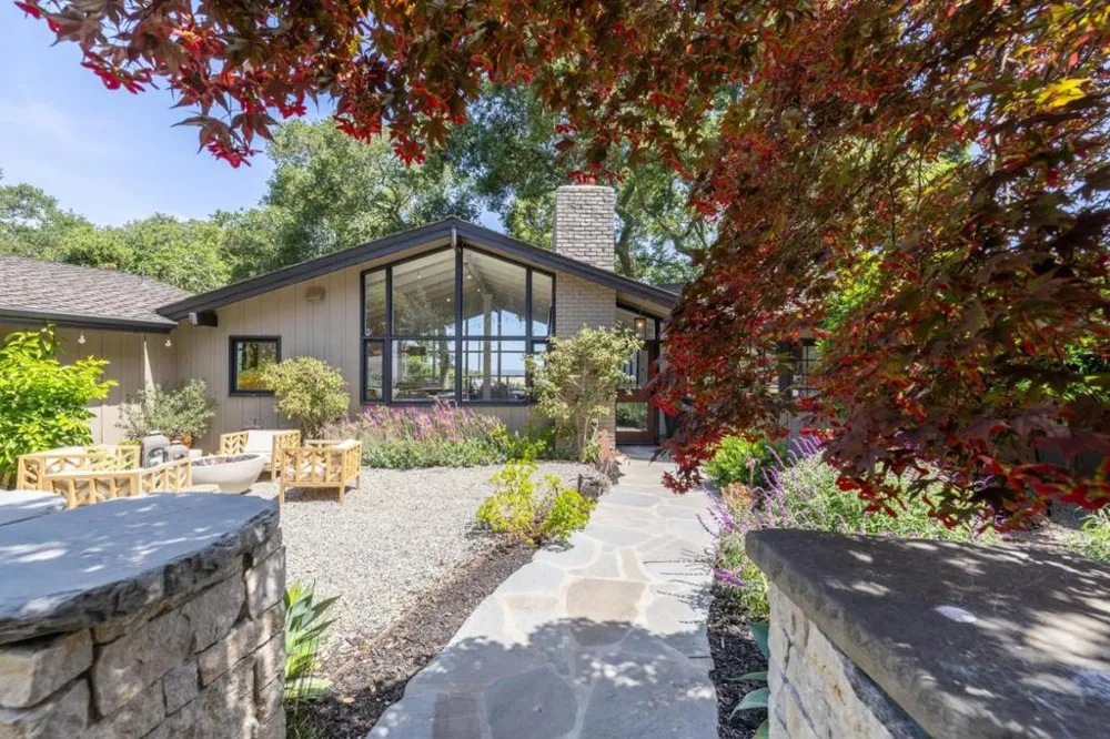 138 Bolivar Lane Portola Valley, CA 94028