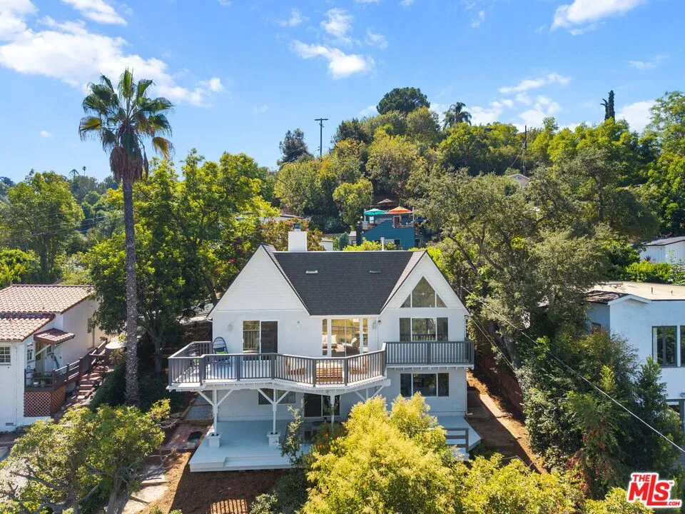 11543 Sunshine Terrace Studio City, CA 91604
