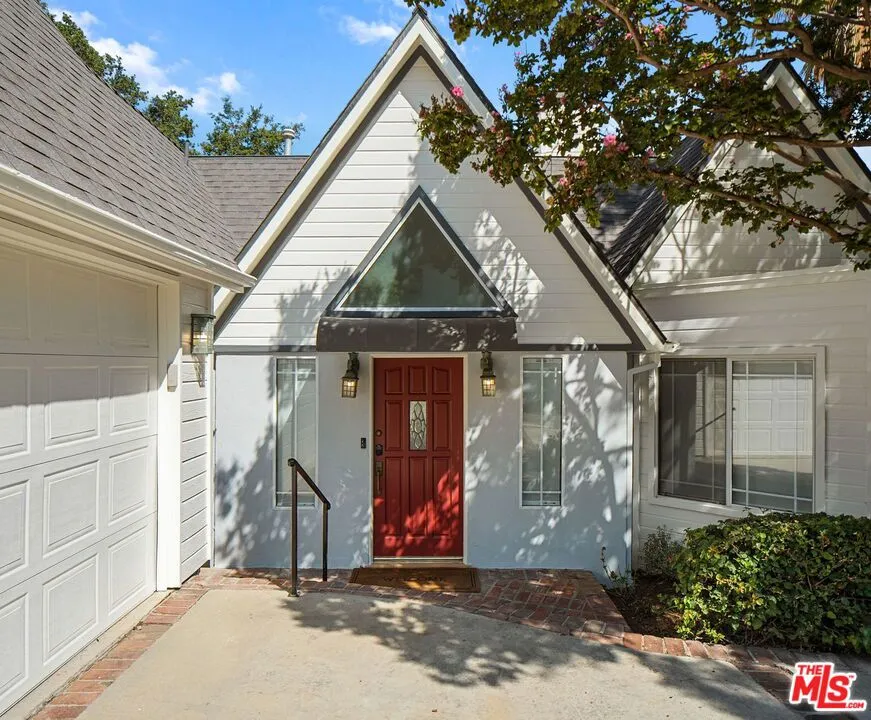11543 Sunshine Terrace Studio City, CA 91604