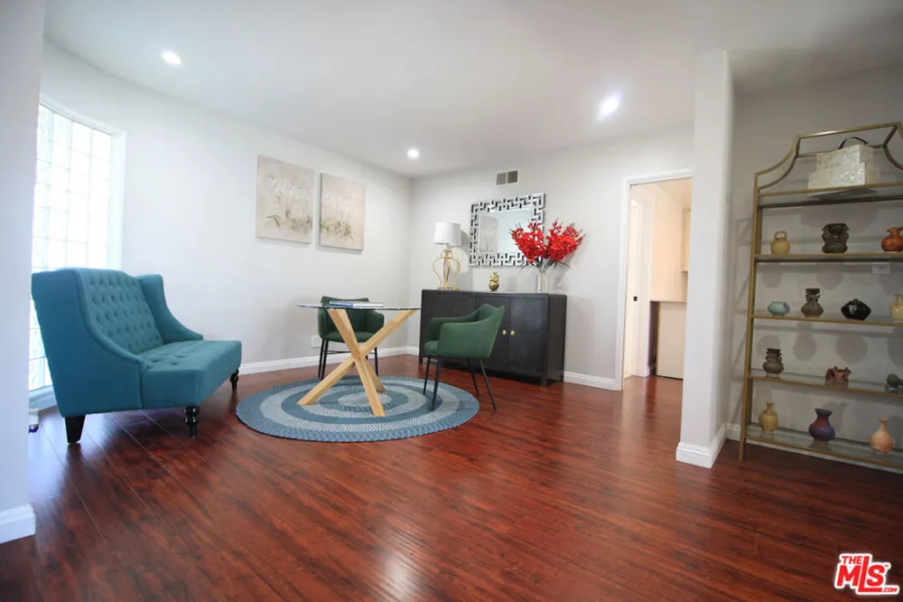 6605 S Sherbourne Drive Los Angeles, CA 90056