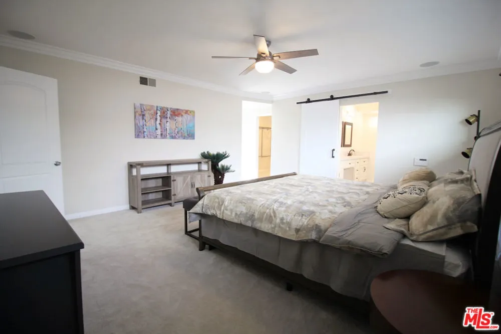 6605 S Sherbourne Drive Los Angeles, CA 90056