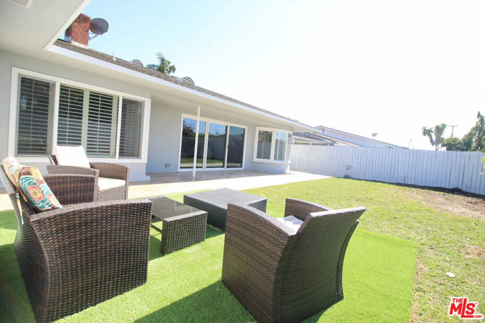 6605 S Sherbourne Drive Los Angeles, CA 90056