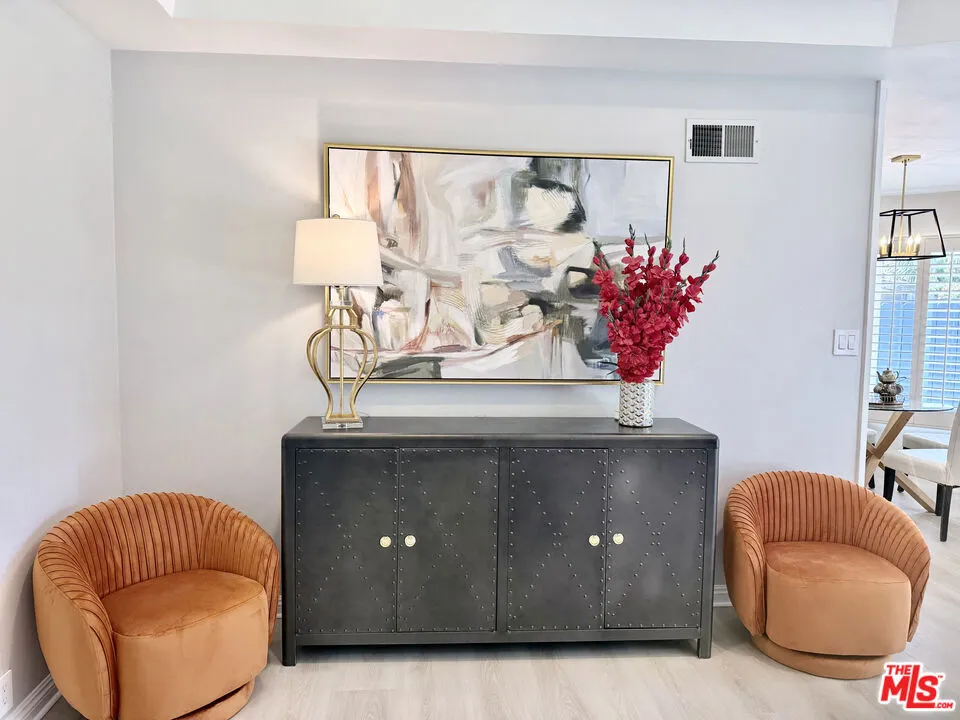 6605 S Sherbourne Drive Los Angeles, CA 90056
