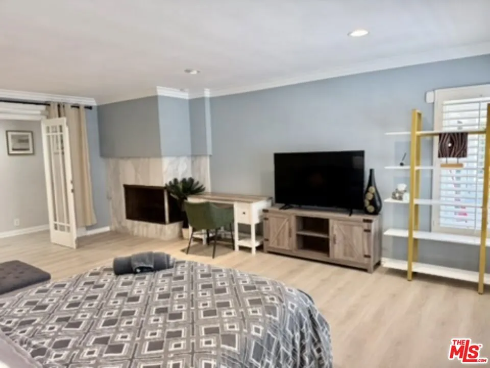 6605 S Sherbourne Drive Los Angeles, CA 90056