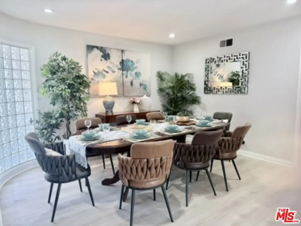 6605 S Sherbourne Drive Los Angeles, CA 90056