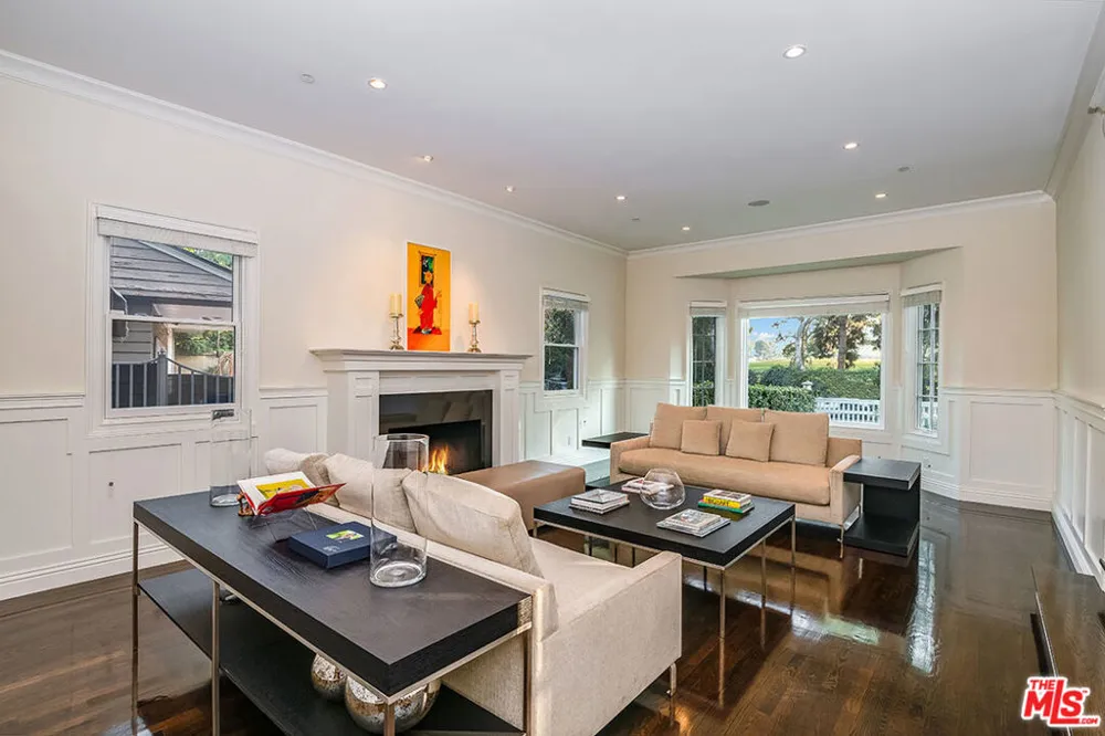 10161 VALLEY SPRING LANE Toluca Lake, CA 91602