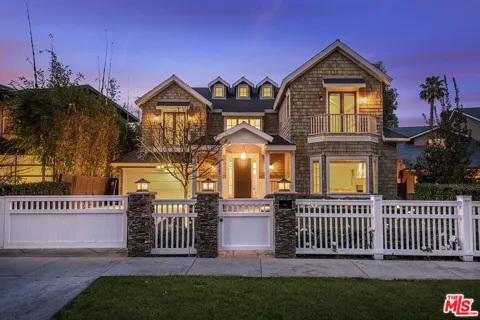 10161 VALLEY SPRING LANE