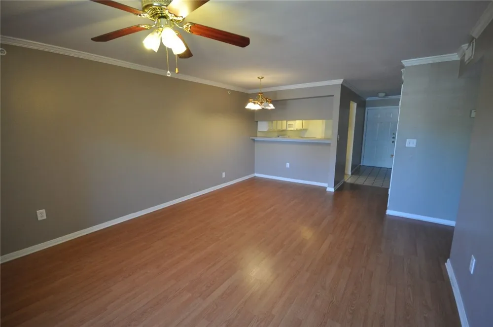 501 W 26th Street #222 Austin, TX 78705