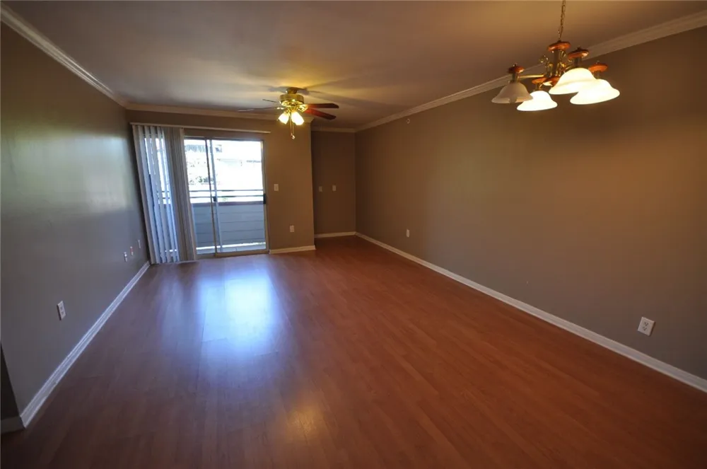 501 W 26th Street #222 Austin, TX 78705