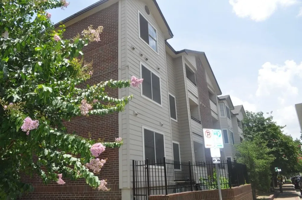 501 W 26th Street #222 Austin, TX 78705