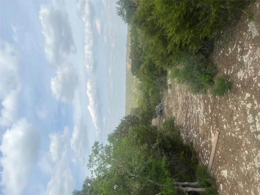 701 Grande Street #B Driftwood, TX 78619