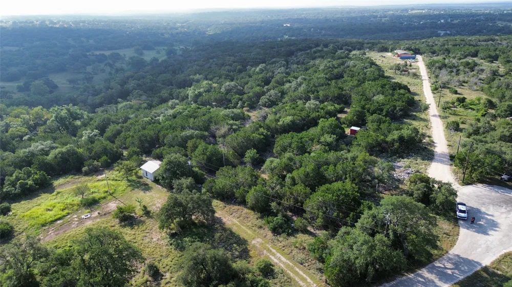 701 Grande Street #B Driftwood, TX 78619