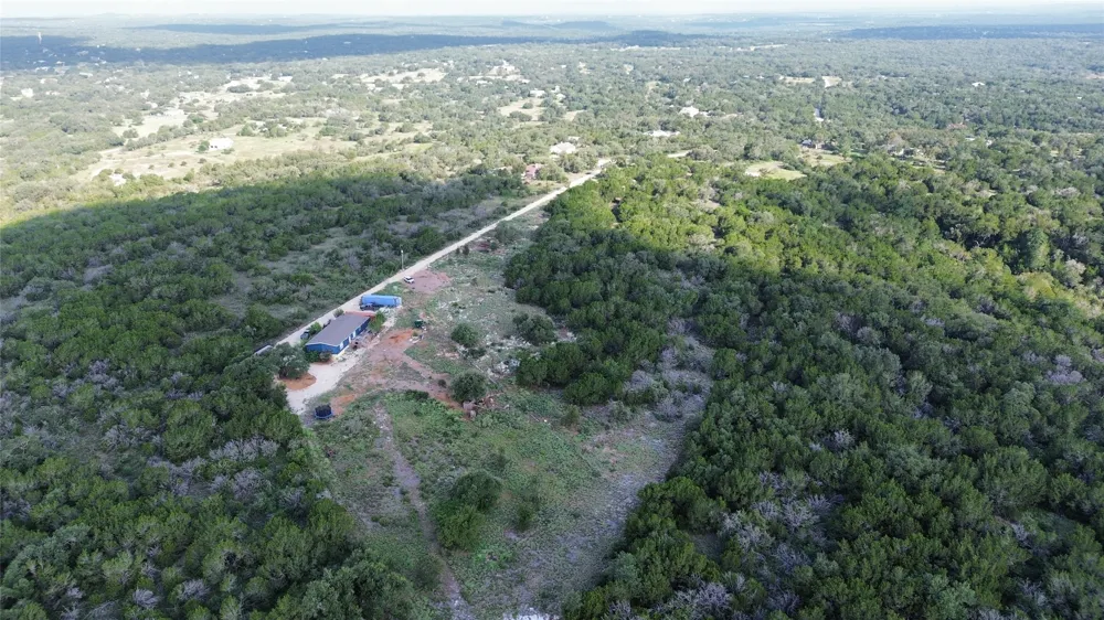 701 Grande Street #B Driftwood, TX 78619