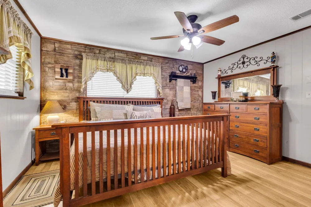 209 Camden Road Chester, TX 75936
