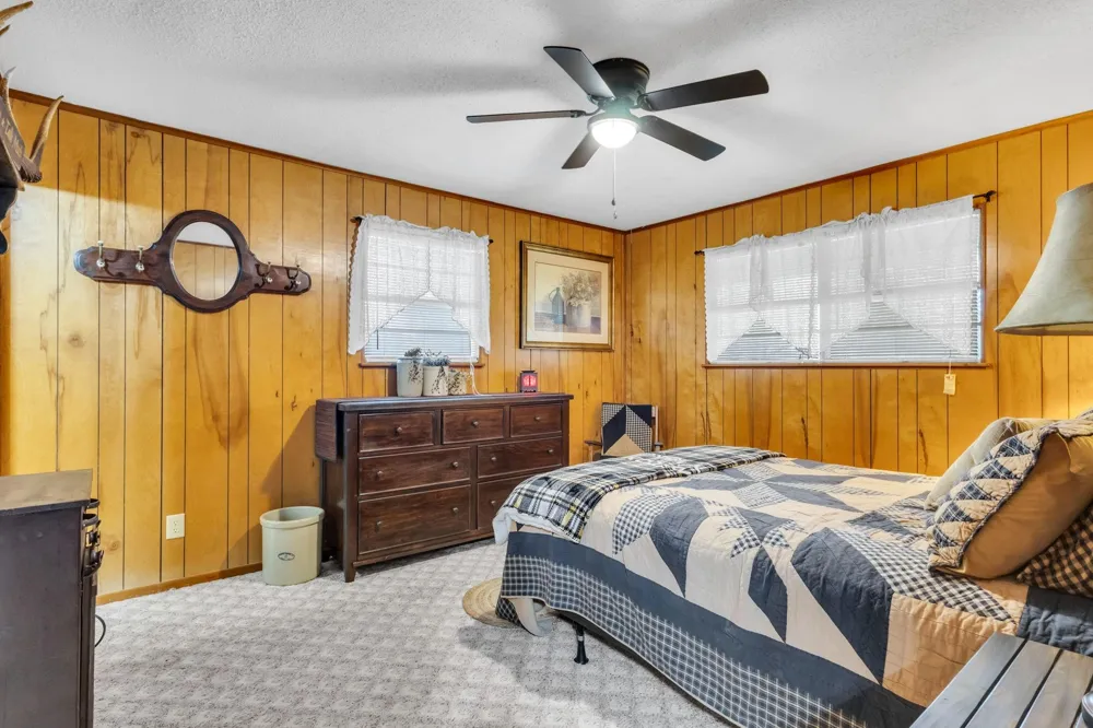209 Camden Road Chester, TX 75936