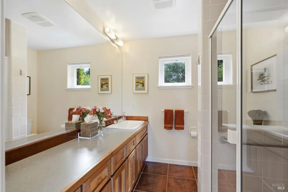 2045 Muniz Ranch Road Jenner, CA 95450