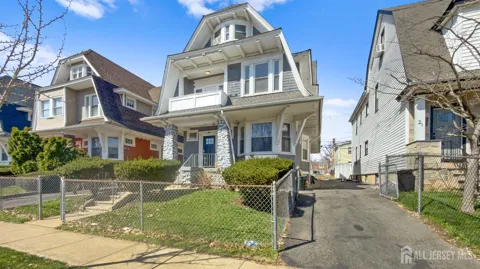 19 Newfield Street