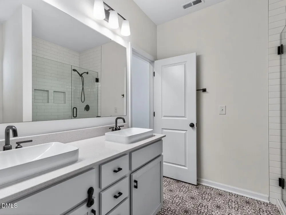 38 District Avenue Clayton, NC 27527