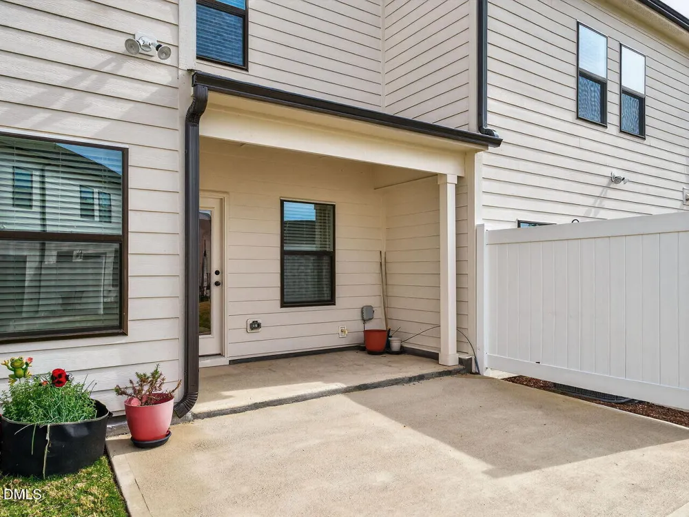 38 District Avenue Clayton, NC 27527