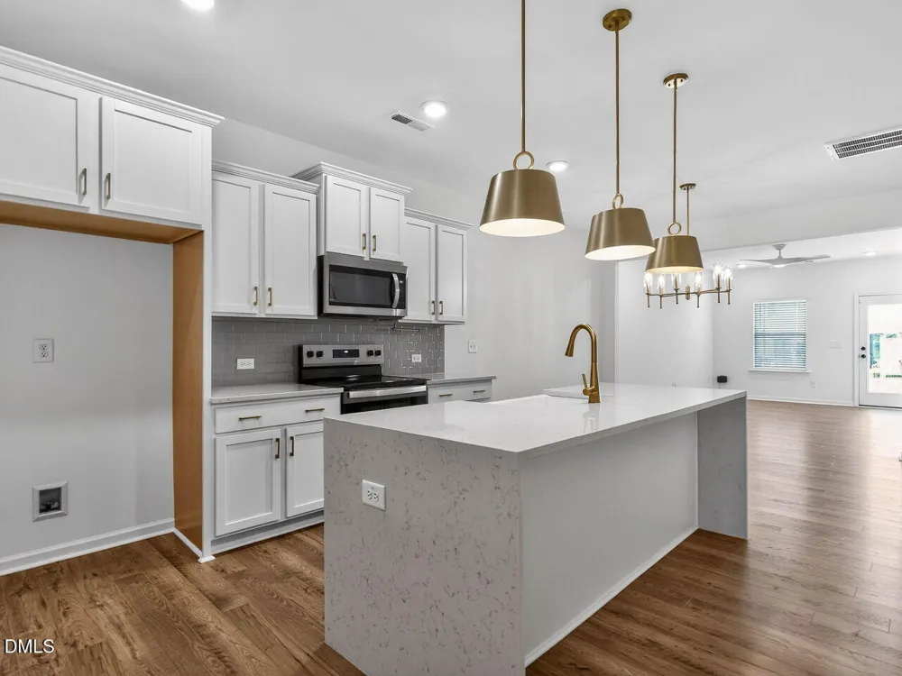38 District Avenue Clayton, NC 27527