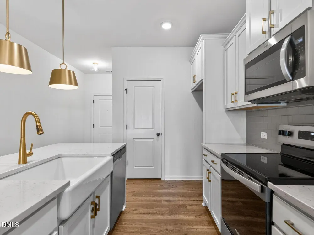 38 District Avenue Clayton, NC 27527