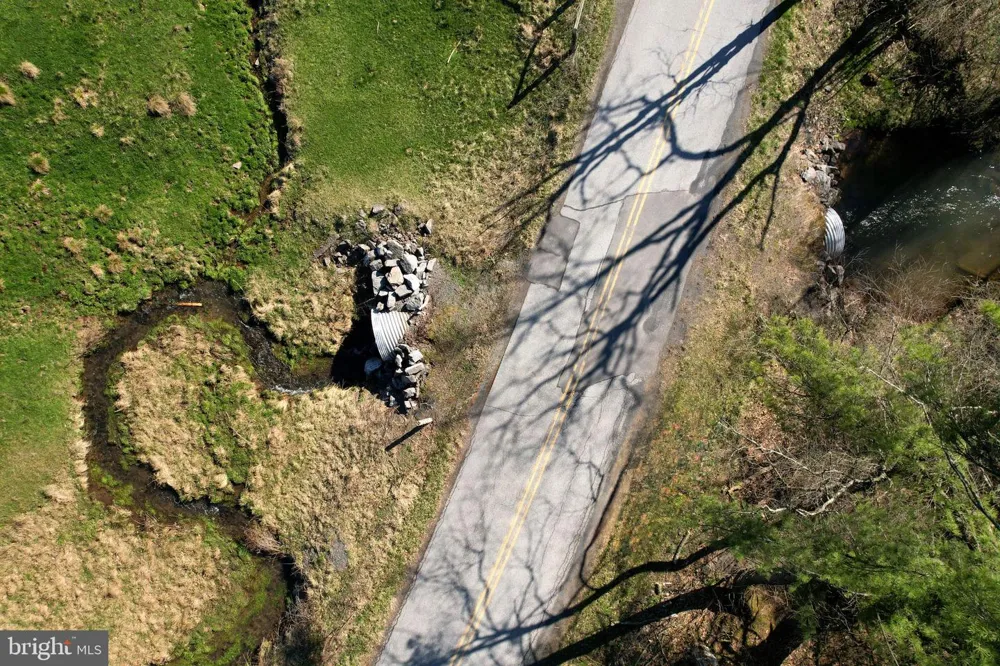 CIRCLE ROAD Bellefonte, PA 16823