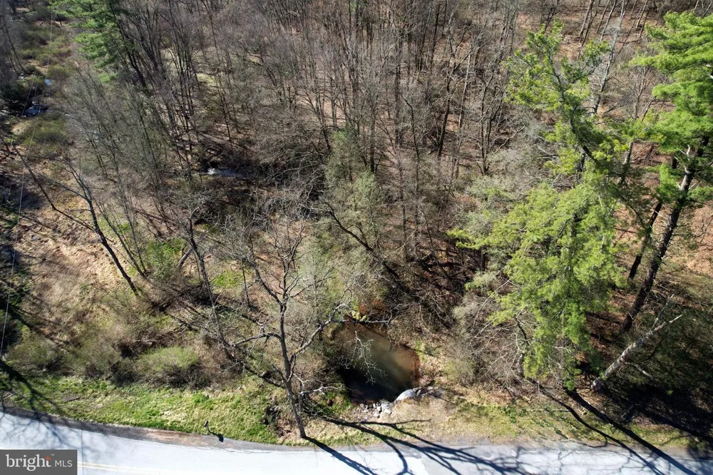 CIRCLE ROAD Bellefonte, PA 16823