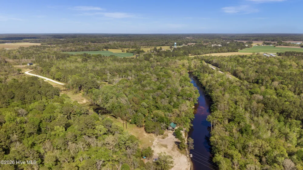 196 Quiet Water Drive Chinquapin, NC 28521