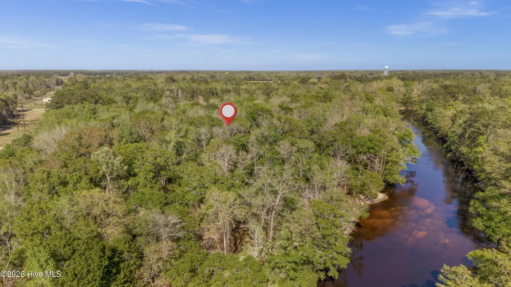 196 Quiet Water Drive Chinquapin, NC 28521