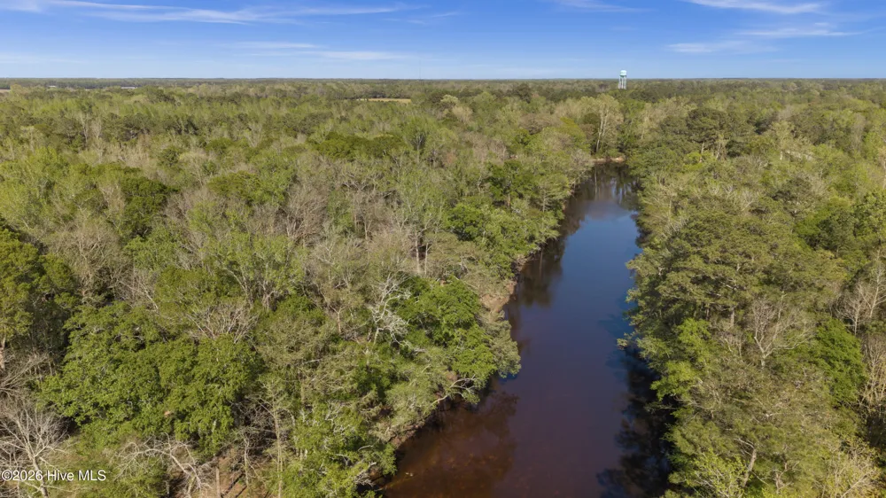 196 Quiet Water Drive Chinquapin, NC 28521