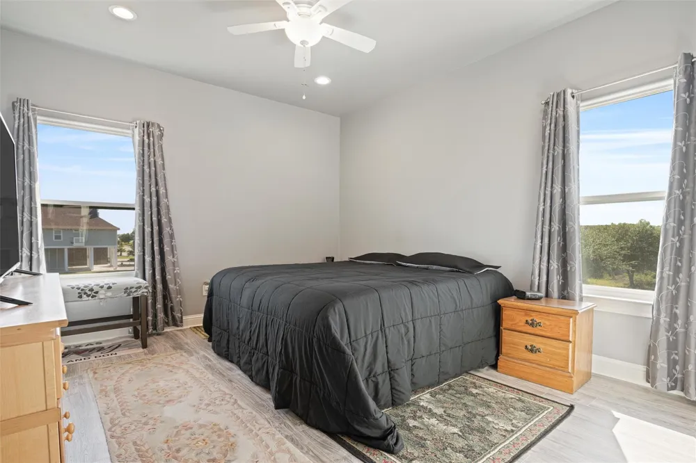 2005 Nelson Street Port Bolivar, TX 77650