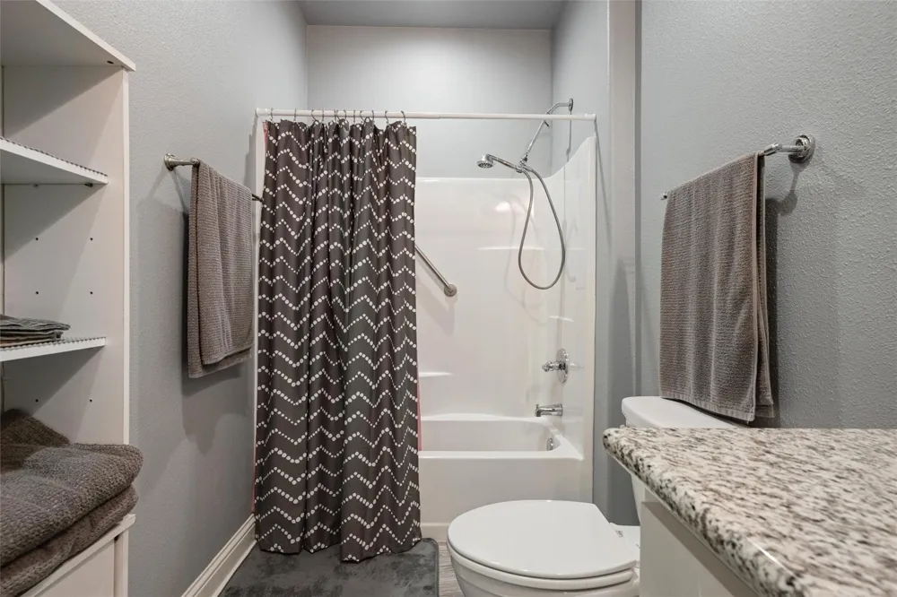 2005 Nelson Street Port Bolivar, TX 77650