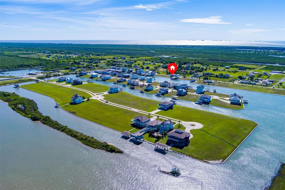 2005 Nelson Street Port Bolivar, TX 77650