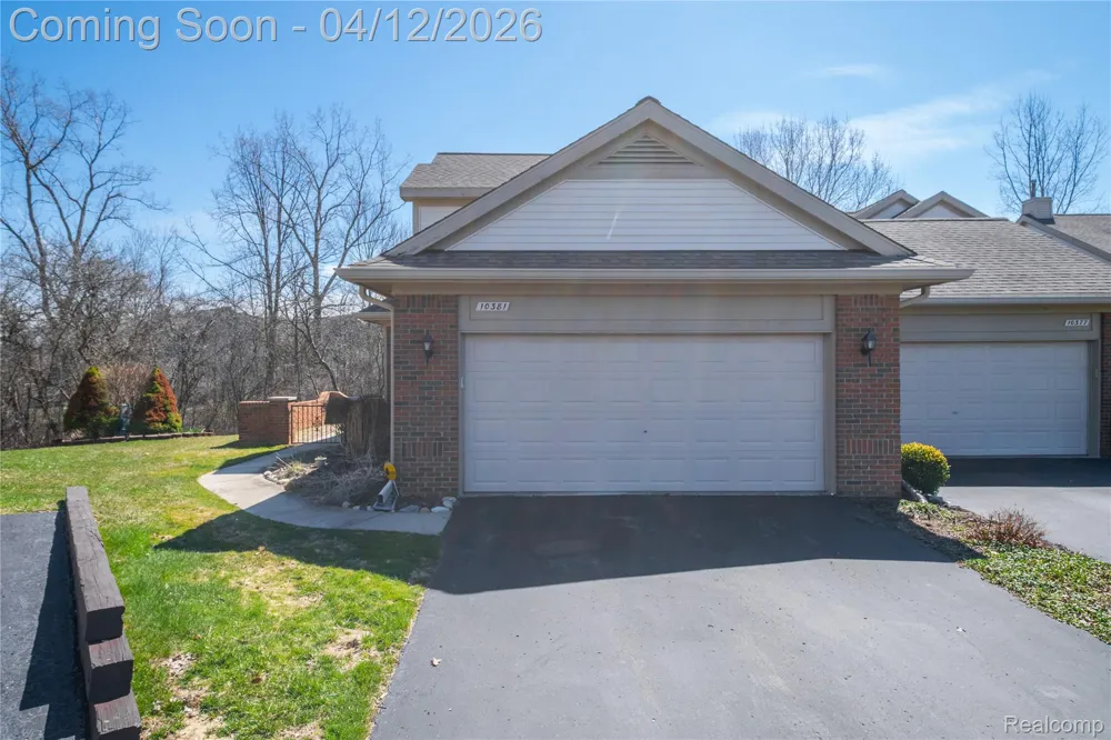 10381 Champions Circle Grand Blanc Charter Township, MI 48439