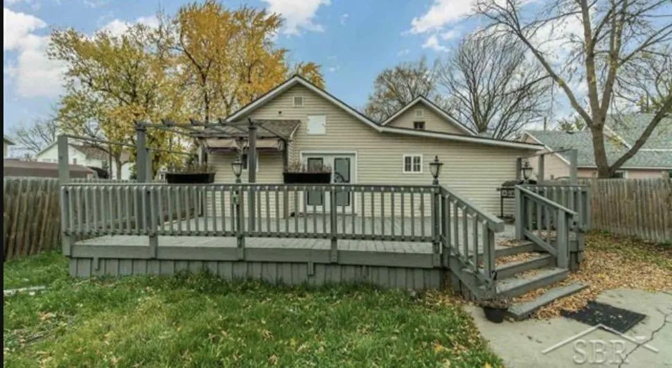 1306 Leng Street Bay City City, MI 48706